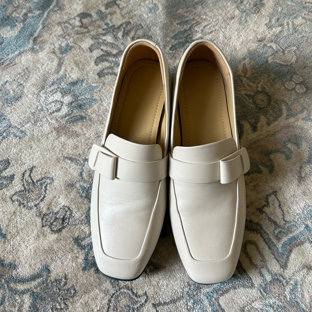 Women’s comfortable square-toe Low Heel Pump